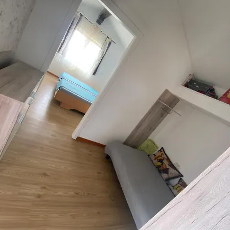 App Adam Apartamento *